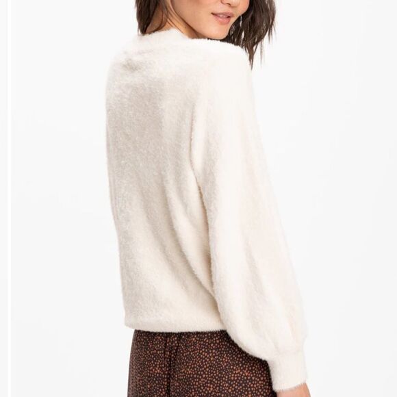 THREADS 4 THOUGHTS CLARA FUZZY PULLOVER CREW NECK SWEATER APEN M‎ STITCH FIX NWT - Picture 3 of 6